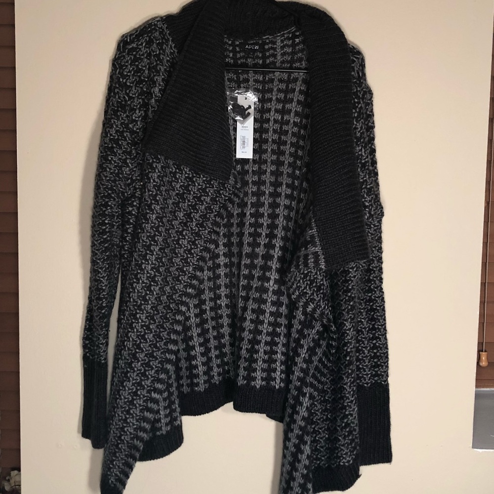 Apt 9 Cardigan